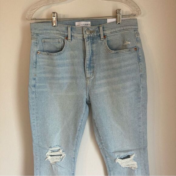 Loft Women’s NWT high waist skinny distressed ankle light wash jeans size 29/8P - Picture 2 of 9